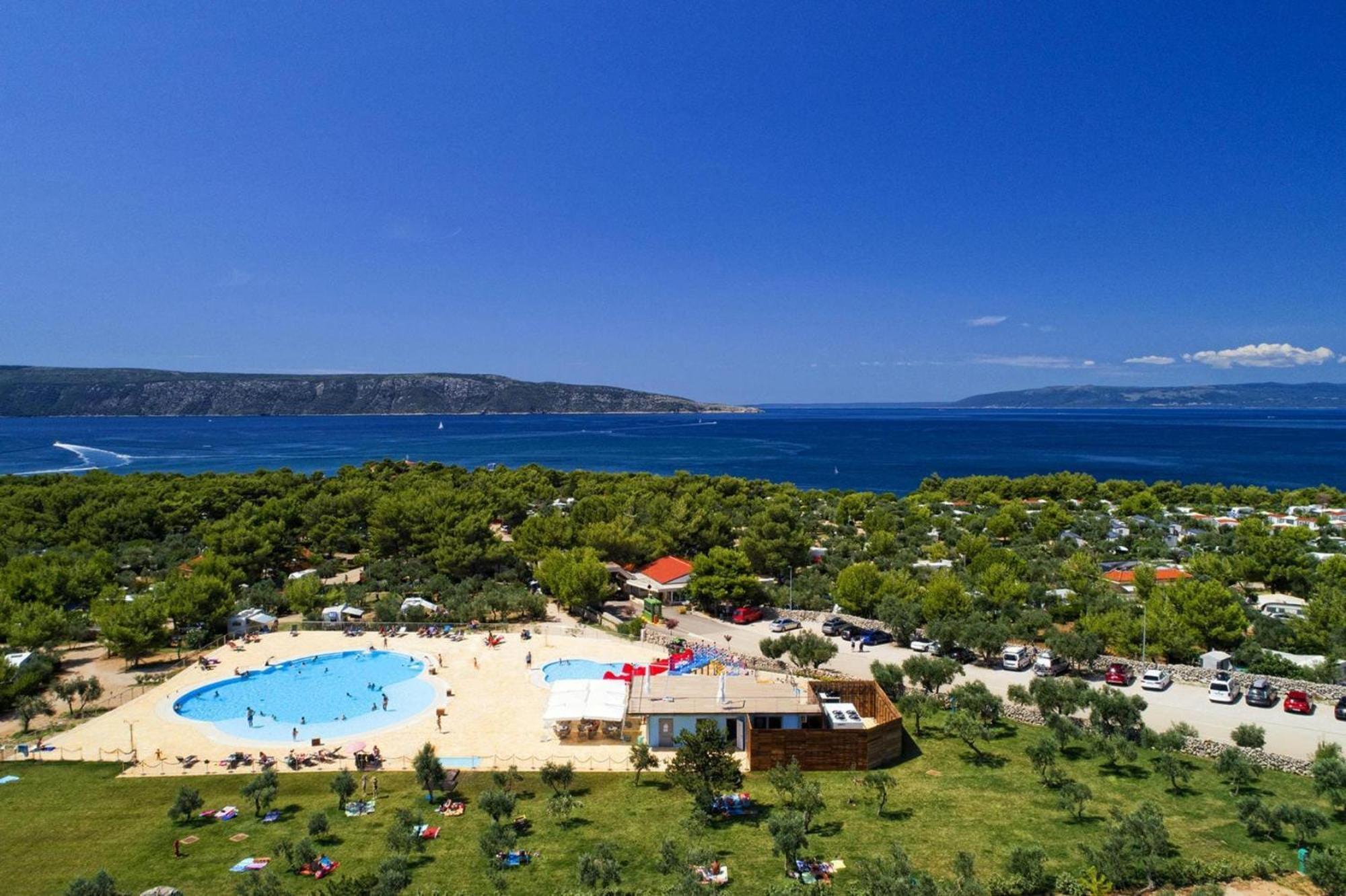 Mobile Homes In Camp Kovacine, Cres, With Long Pebble Beach المظهر الخارجي الصورة