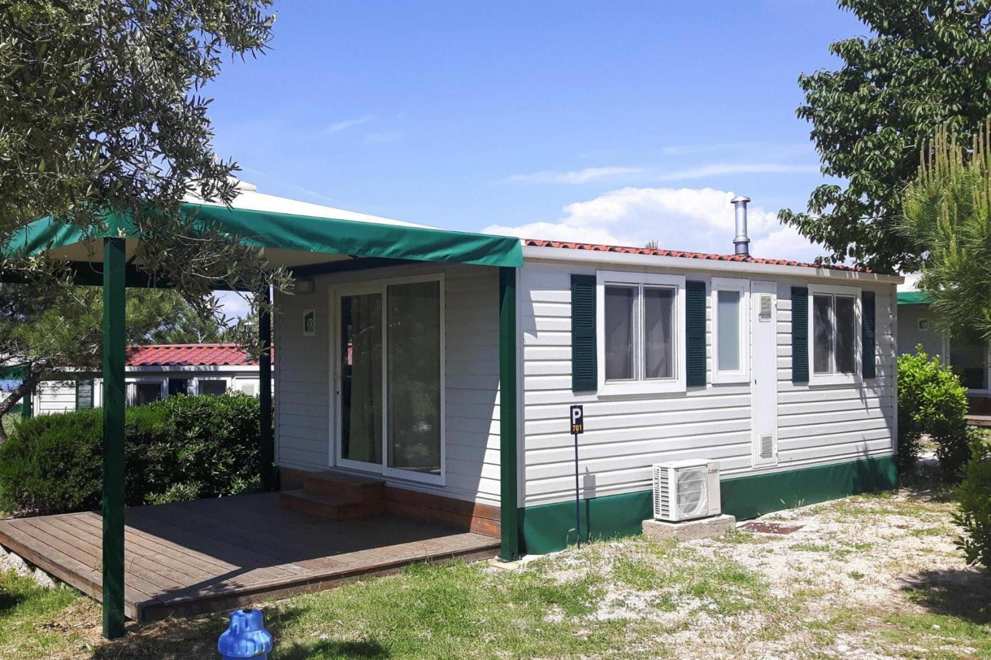 Mobile Homes In Camp Kovacine, Cres, With Long Pebble Beach المظهر الخارجي الصورة
